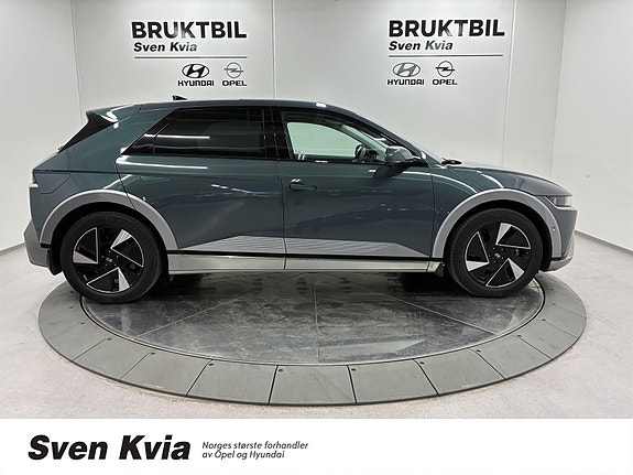 Hyundai Ioniq 5 4 of 5
