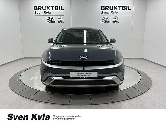 Hyundai Ioniq 5 2 of 5