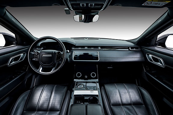 Land Rover Range Rover Velar 3 of 30