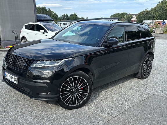 Land Rover Range Rover Velar 13 of 30