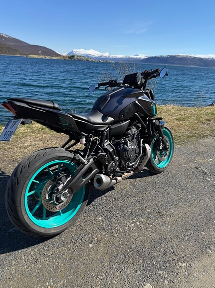 Yamaha MT-07 4 of 5