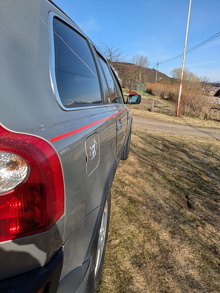 Volvo XC90 3 of 5