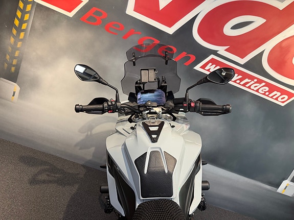 BMW S 1000 XR 9 of 16