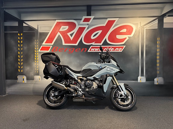 BMW S 1000 XR 4 of 16