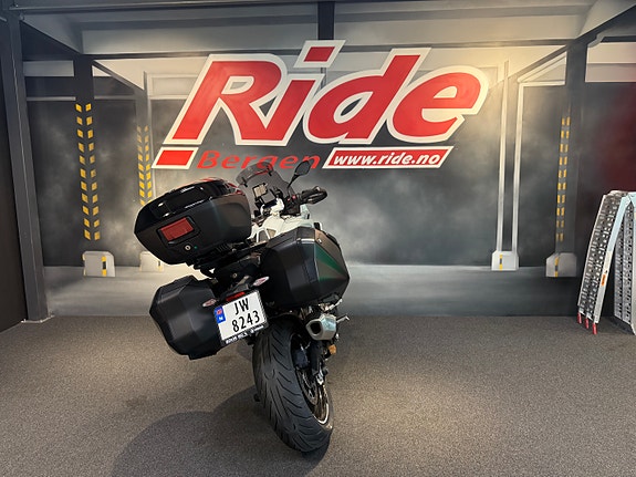 BMW S 1000 XR 7 of 16