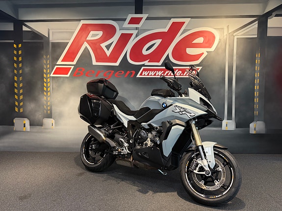 BMW S 1000 XR 2 of 16