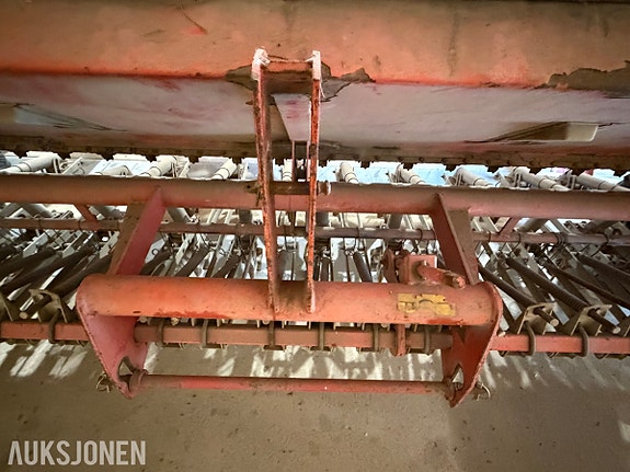 Tume KK 250 Såmaskin - skålabber - traktormontert 8 of 28