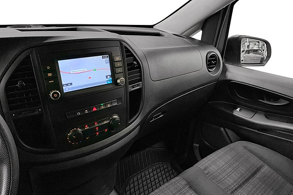 Mercedes-Benz Vito 114 9 of 12