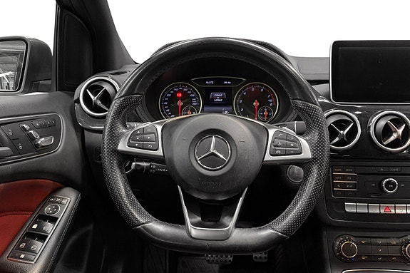Mercedes-Benz B220 8 of 18