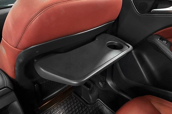 Mercedes-Benz B220 12 of 18