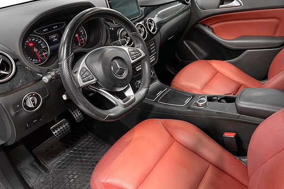 Mercedes-Benz B220 5 of 5