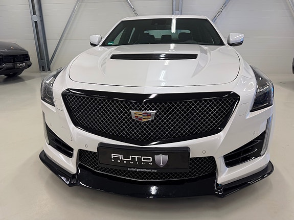 Cadillac CTS-V 11 of 30