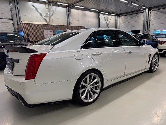 Cadillac CTS-V 8 of 30