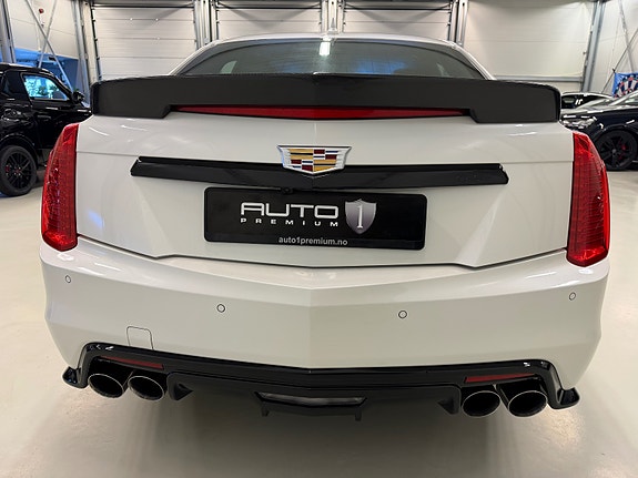 Cadillac CTS-V 7 of 30