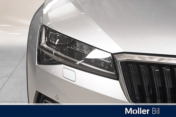 Skoda Superb 3 of 5