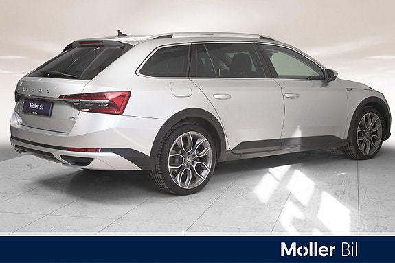 Skoda Superb 2 of 5