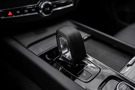 Volvo XC60 22 of 30