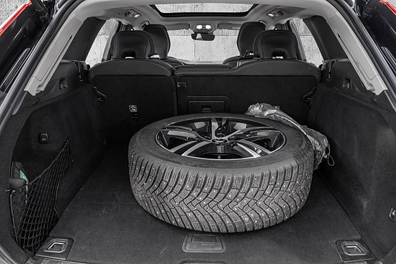 Volvo XC60 24 of 30