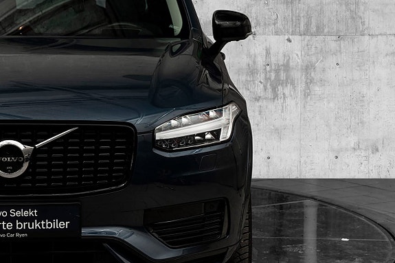 Volvo XC90 4 of 27