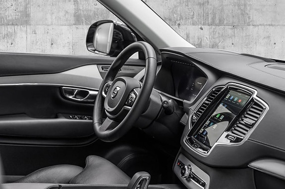 Volvo XC90 23 of 27