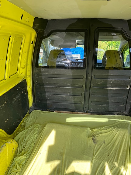 Volkswagen Caddy 9 of 10