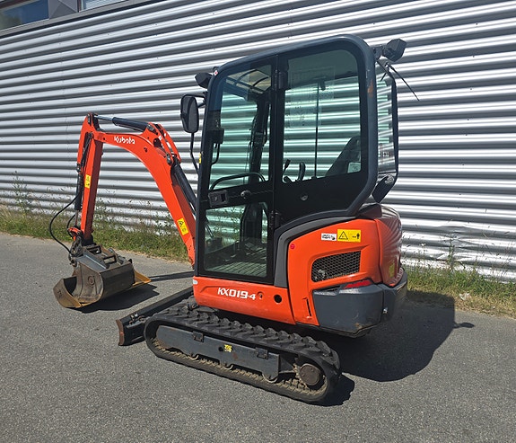 Kubota KX019-4 2 of 5