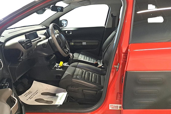 Citroen C4 Cactus 8 of 26