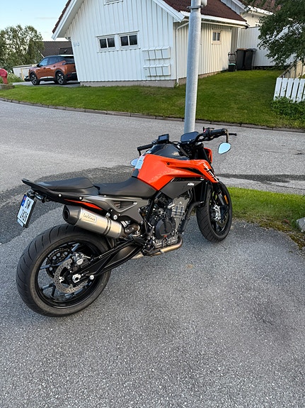 KTM 790 Duke 3 of 8