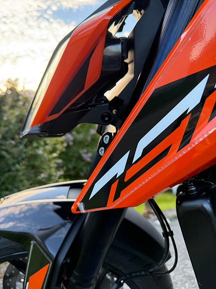 KTM 790 Duke 2 of 8