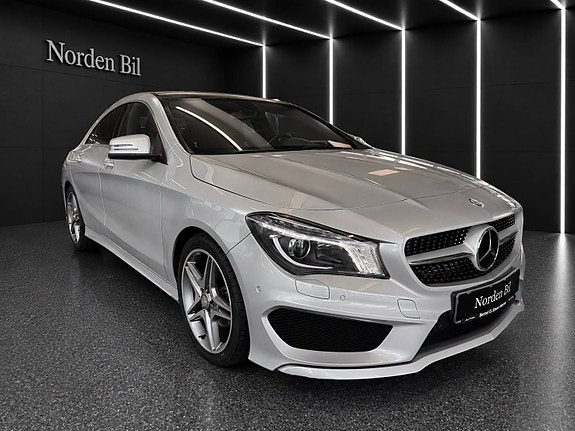 Mercedes-Benz CLA180 4 of 5