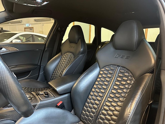 Audi RS6 11 of 30