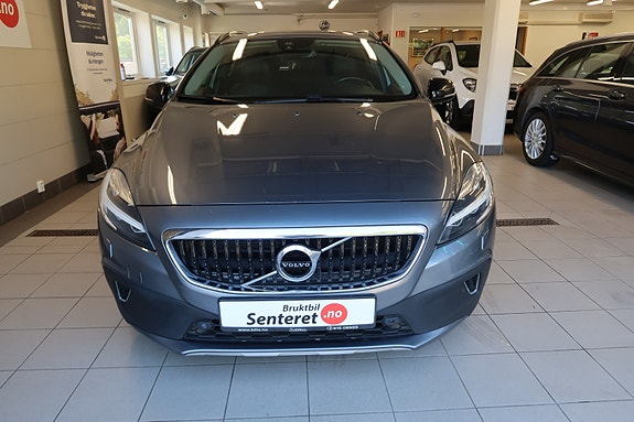 Volvo V40 Cross Country 16 of 30
