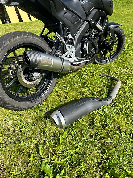 Yamaha MT-125 5 of 10