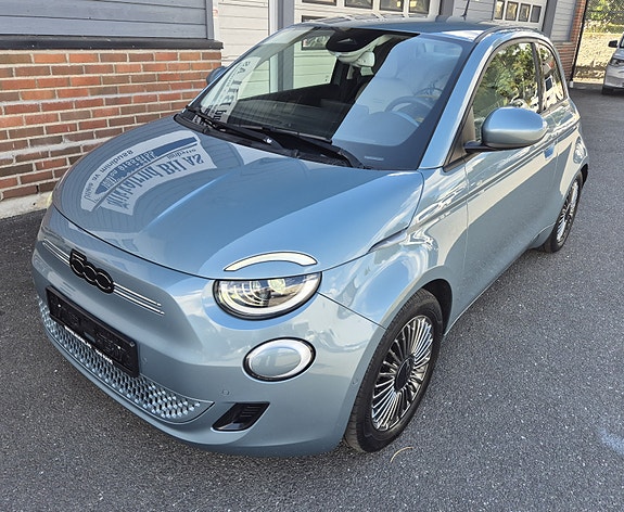 Fiat 500 4 of 5