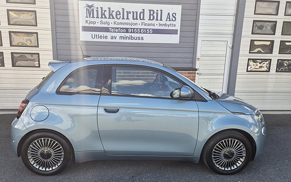 Fiat 500 2 of 5
