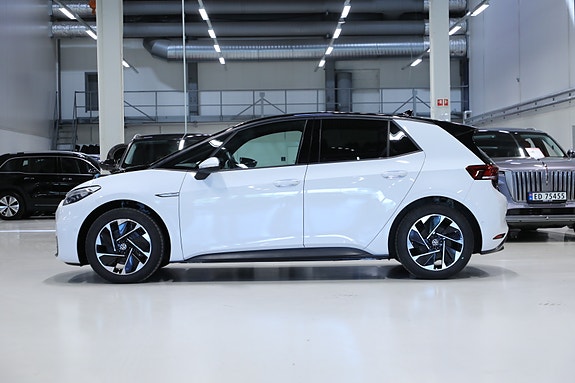 Volkswagen ID.3 4 of 5