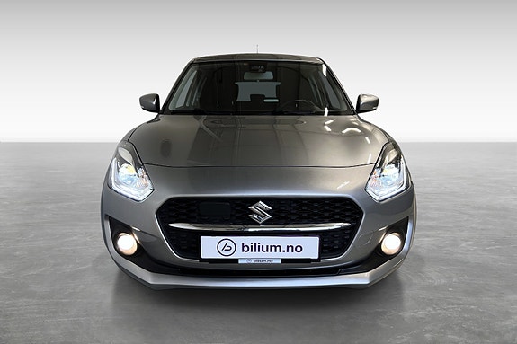 Suzuki Swift 2 of 5