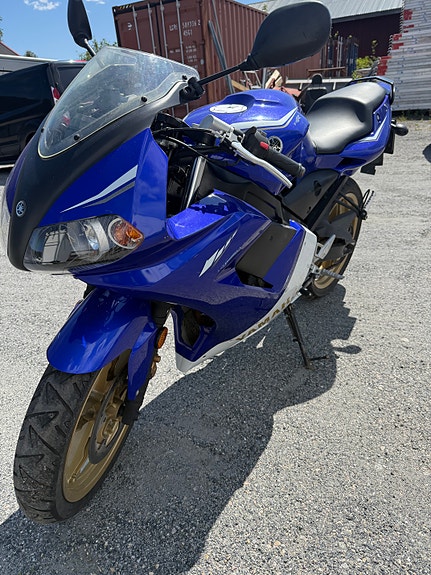 Yamaha TZR 50 4 of 5