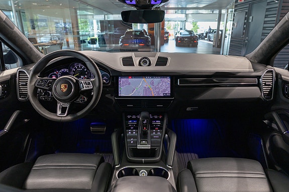 Porsche Cayenne Coupe 24 of 30
