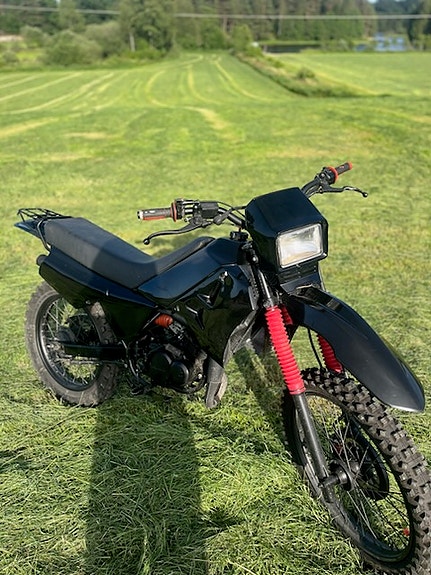 Yamaha DTR 50 2 of 5