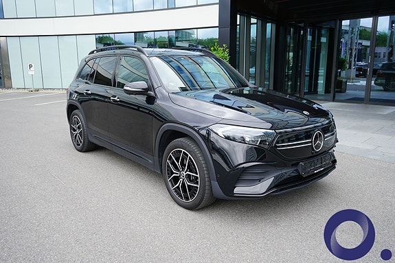 Mercedes-Benz EQB300 2 of 5