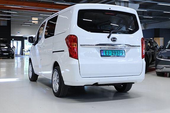 BYD T3 5 of 27