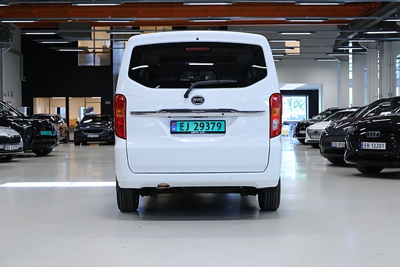 BYD T3 7 of 27