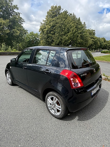 Suzuki Swift 5 of 5