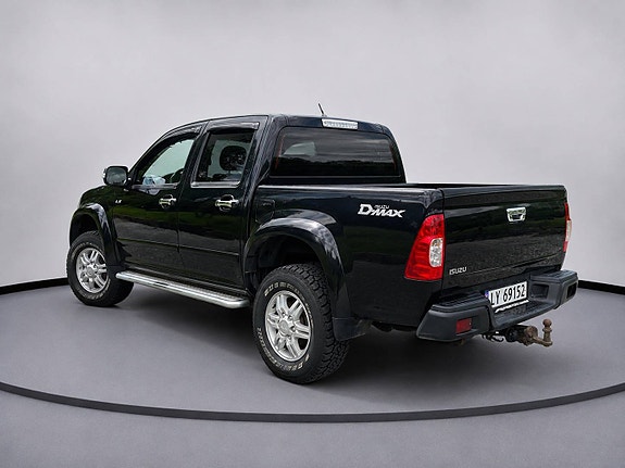 Isuzu D-max 4 of 5