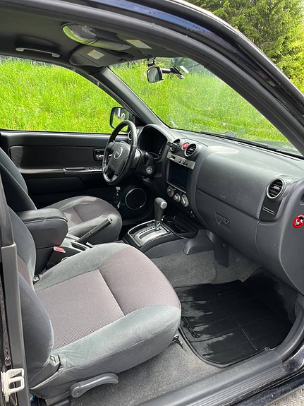 Isuzu D-max 9 of 19