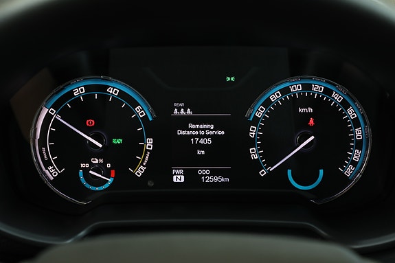 Maxus T90 EV 30 of 30