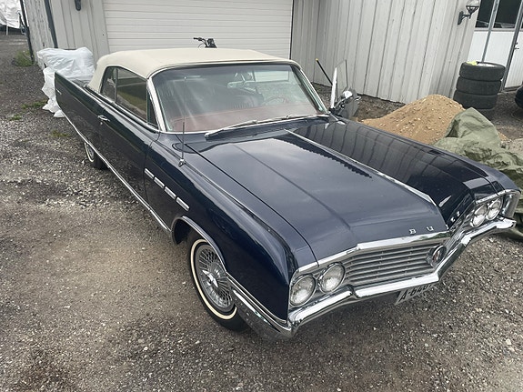 Buick Electra 225 4 of 5