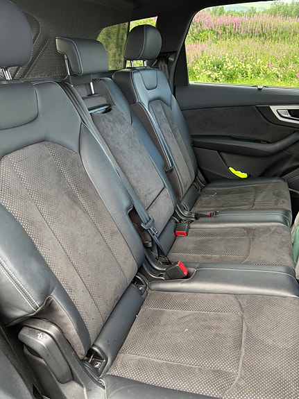 Audi Q7 6 of 6