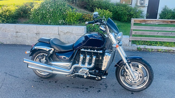 Triumph Rocket 3/ nye dekk/ ny service